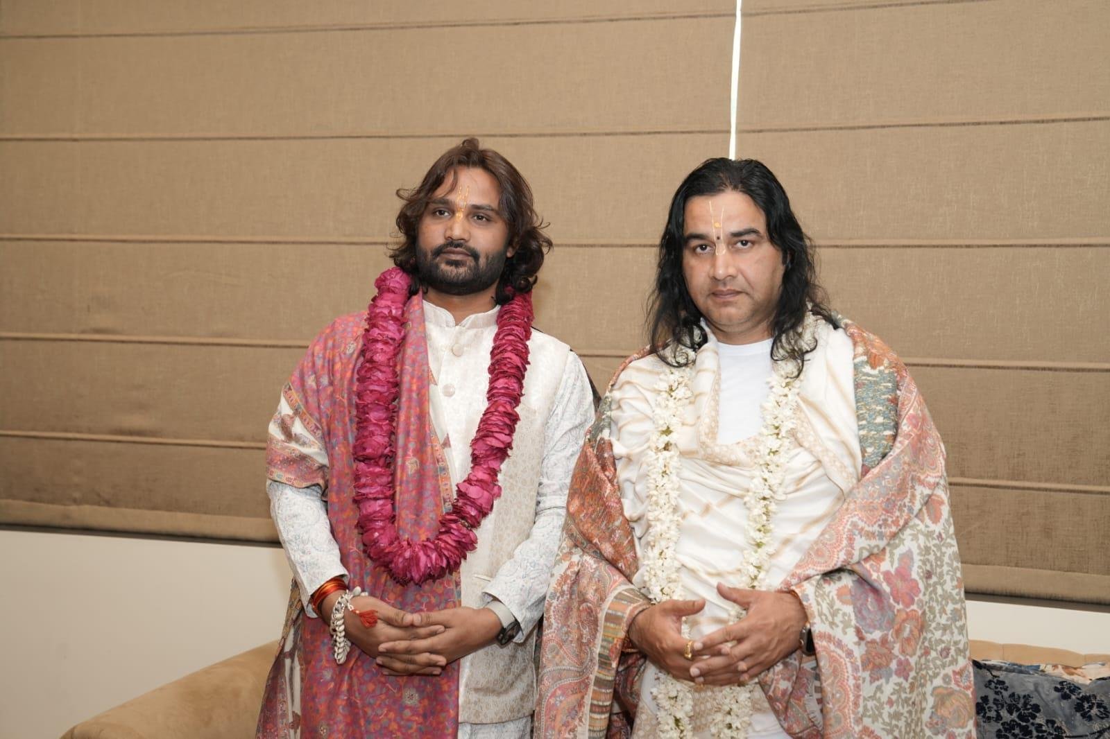 A Blessed Darshan with Shri Devkinandan Thakur Ji Maharaj